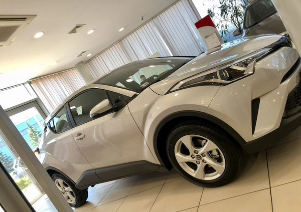 Toyota C-HR cena 78500 przebieg: 36000, rok produkcji 2017 z Góra małe 37